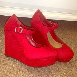 Soda Red Wedges